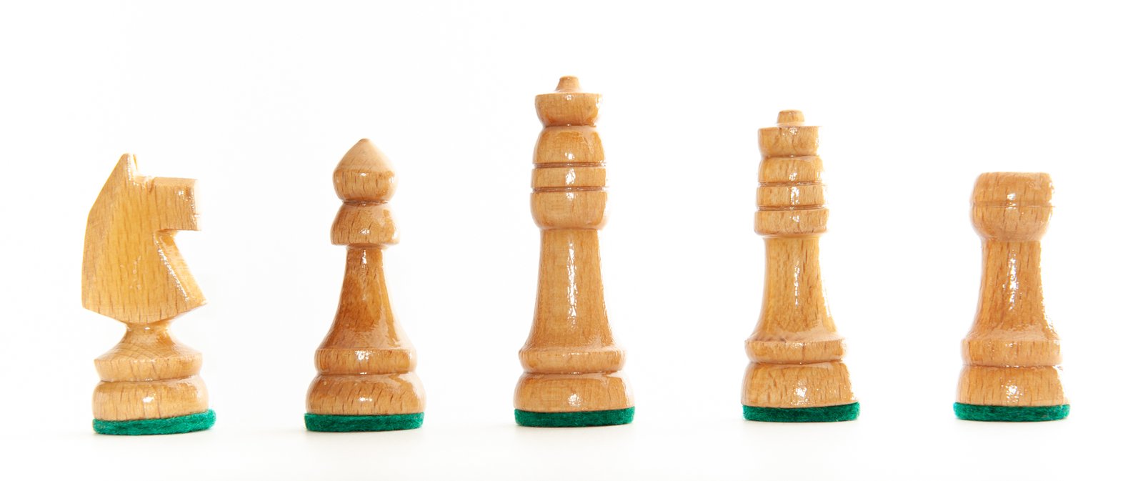 chess pieces names and moves